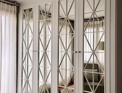 Шкаф распашной №100