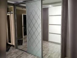 Шкаф-купе в прихожую №58