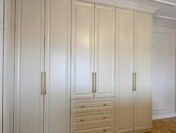 Шкаф распашной №130