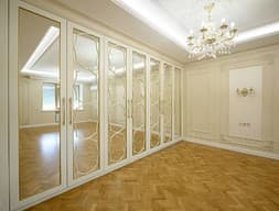 Шкаф распашной №133