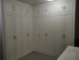 Шкаф угловой №15