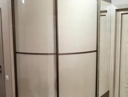 Шкаф-купе радиусный №15