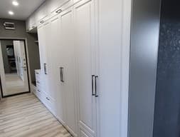 Шкаф в прихожую №22