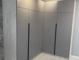 Шкаф угловой №17