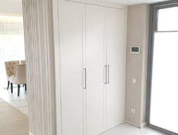 Шкаф в прихожую №31