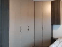 Шкаф угловой №20