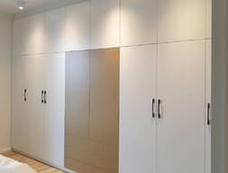 Шкаф распашной №156