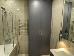 Шкаф распашной 217