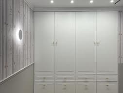 Шкаф распашной 220