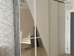 Шкаф-купе Hettich №46 с зеркалом
