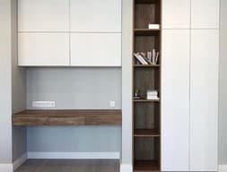 Шкаф распашной №4