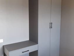 Шкаф распашной №9