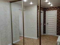 Шкаф-купе в прихожую №12