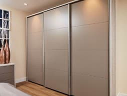 Шкаф-купе №23