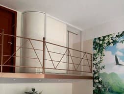 Шкаф-купе радиусный №7