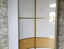 Шкаф-купе радиусный №8