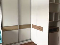 Шкаф угловой №4