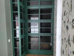 Шкаф угловой №5