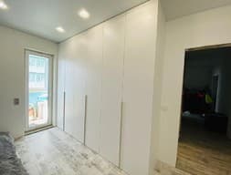 Шкаф распашной №68