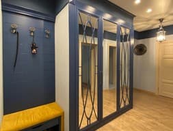 Шкаф распашной №97 с зеркалом