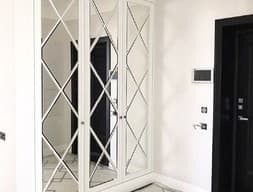 Шкаф распашной №104 с зеркалом