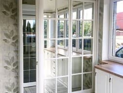 Шкаф распашной №107