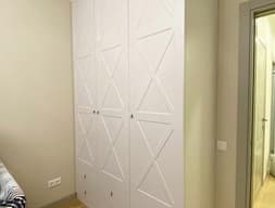 Шкаф распашной №110