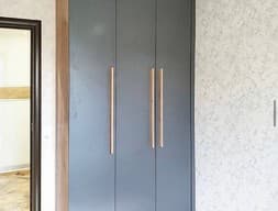 Шкаф распашной №91